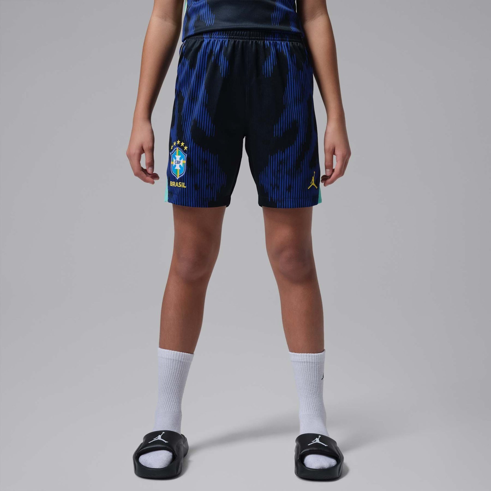 Camisa de Futebol — Shorts Brasil II 2026/27 Torcedor Pro Infantil